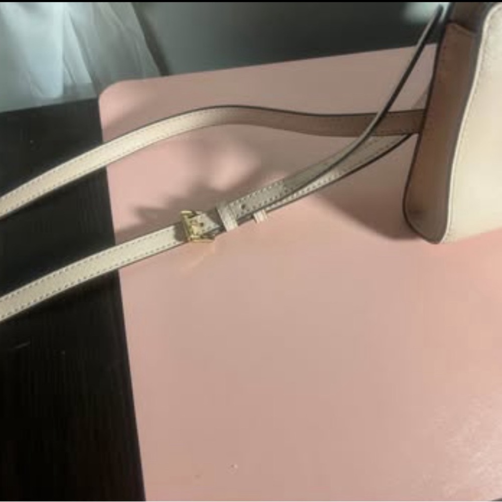 Michael Kors cross body purse